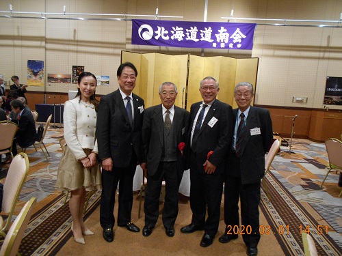 �V�N����7